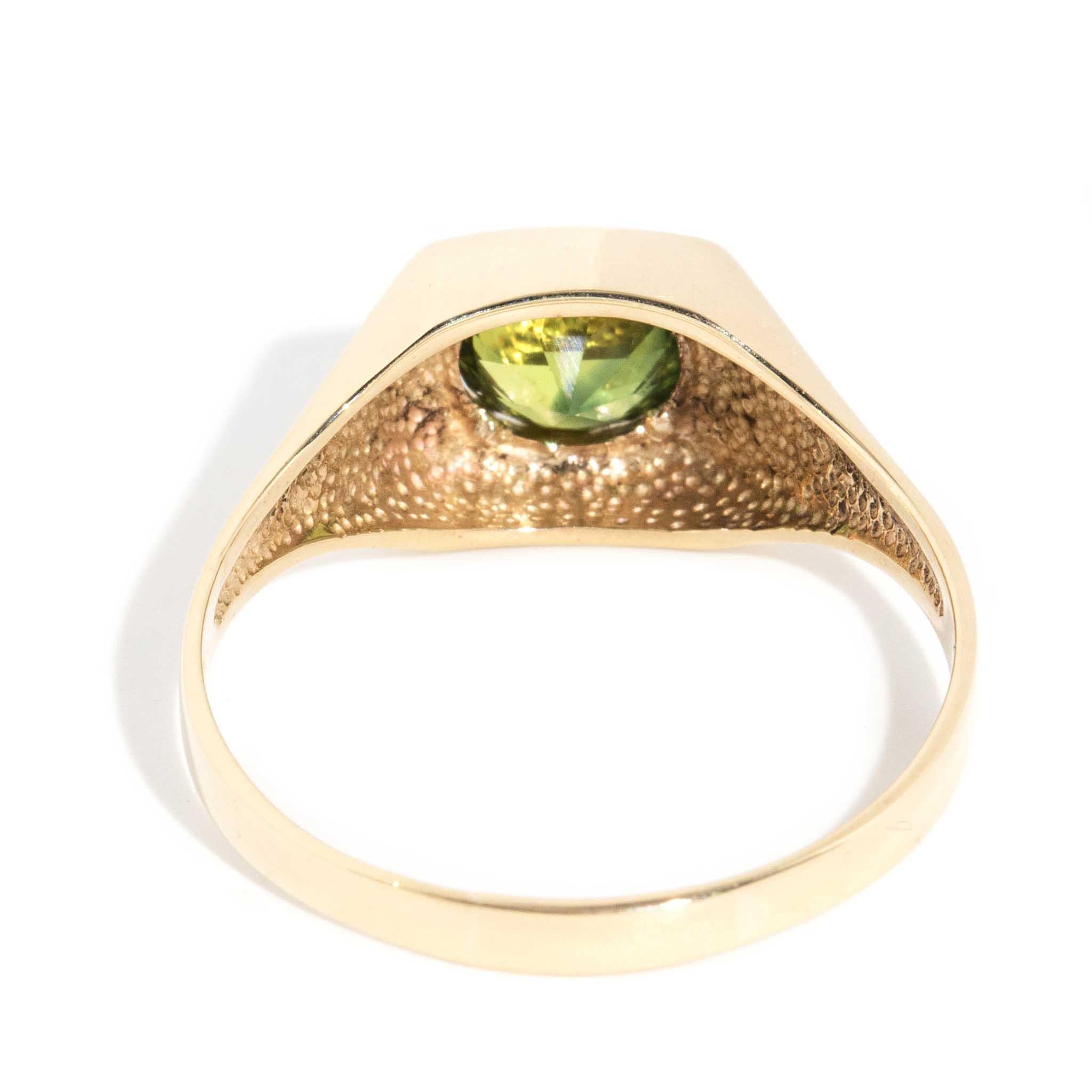 Vintage 1989 1.99 Carat Green Sapphire Ring 9 Carat Gold 1