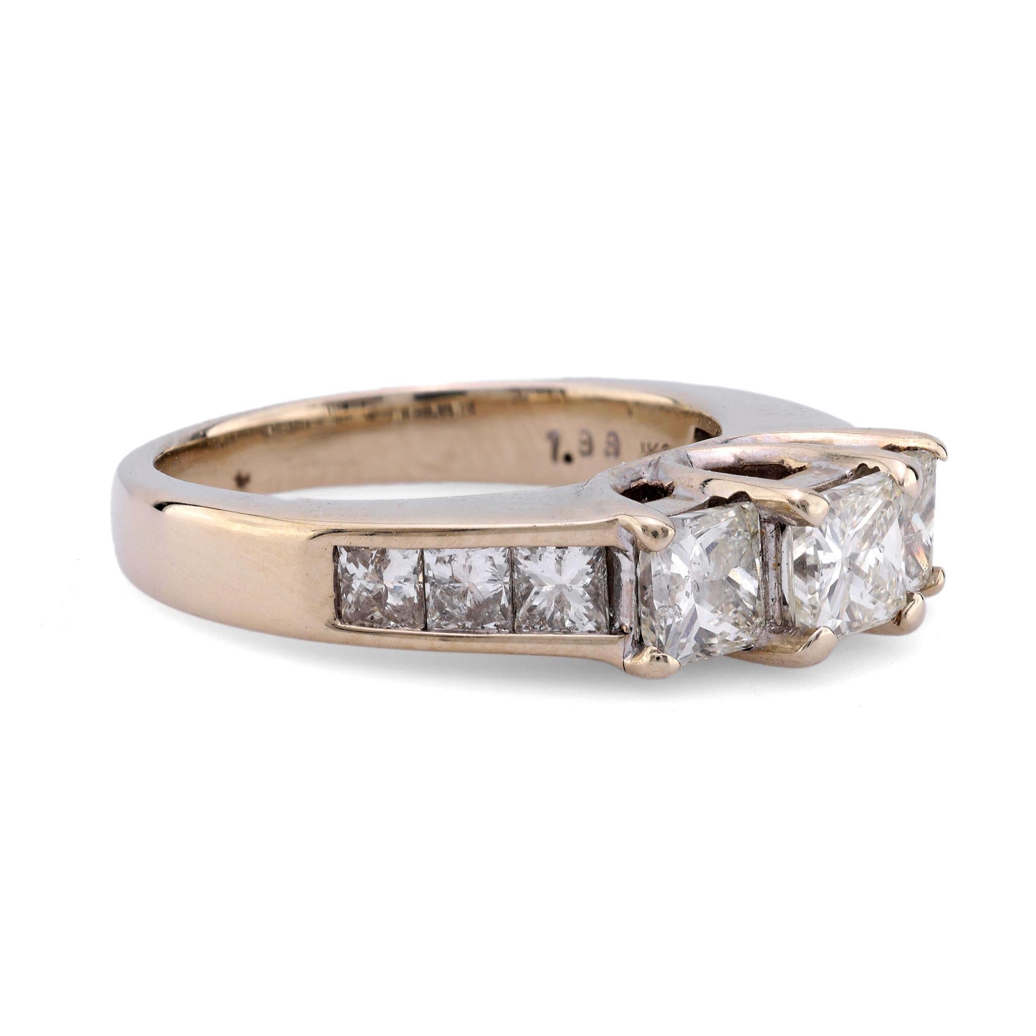 Vintage 1,99 Karat Gesamtgewicht Diamant 14k Weißgold Ring (Moderne) im Angebot
