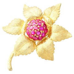 Retro 1990 1.83 Carat Burmese Ruby and Yellow Gold Brooch