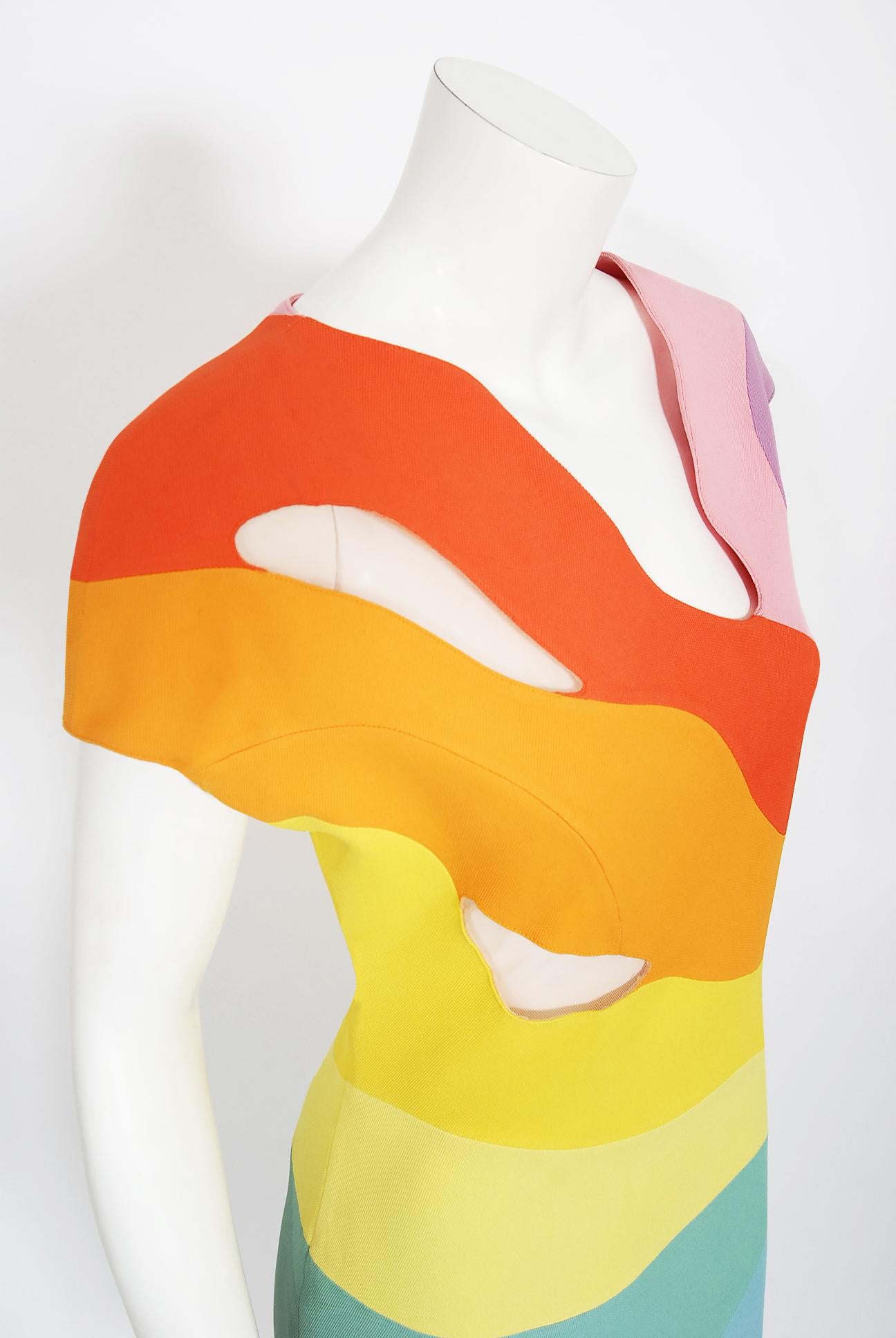 Vintage 1990 Thierry Mugler Couture dokumentiert Regenbogen Bodycon Cut-Out Kleid Damen