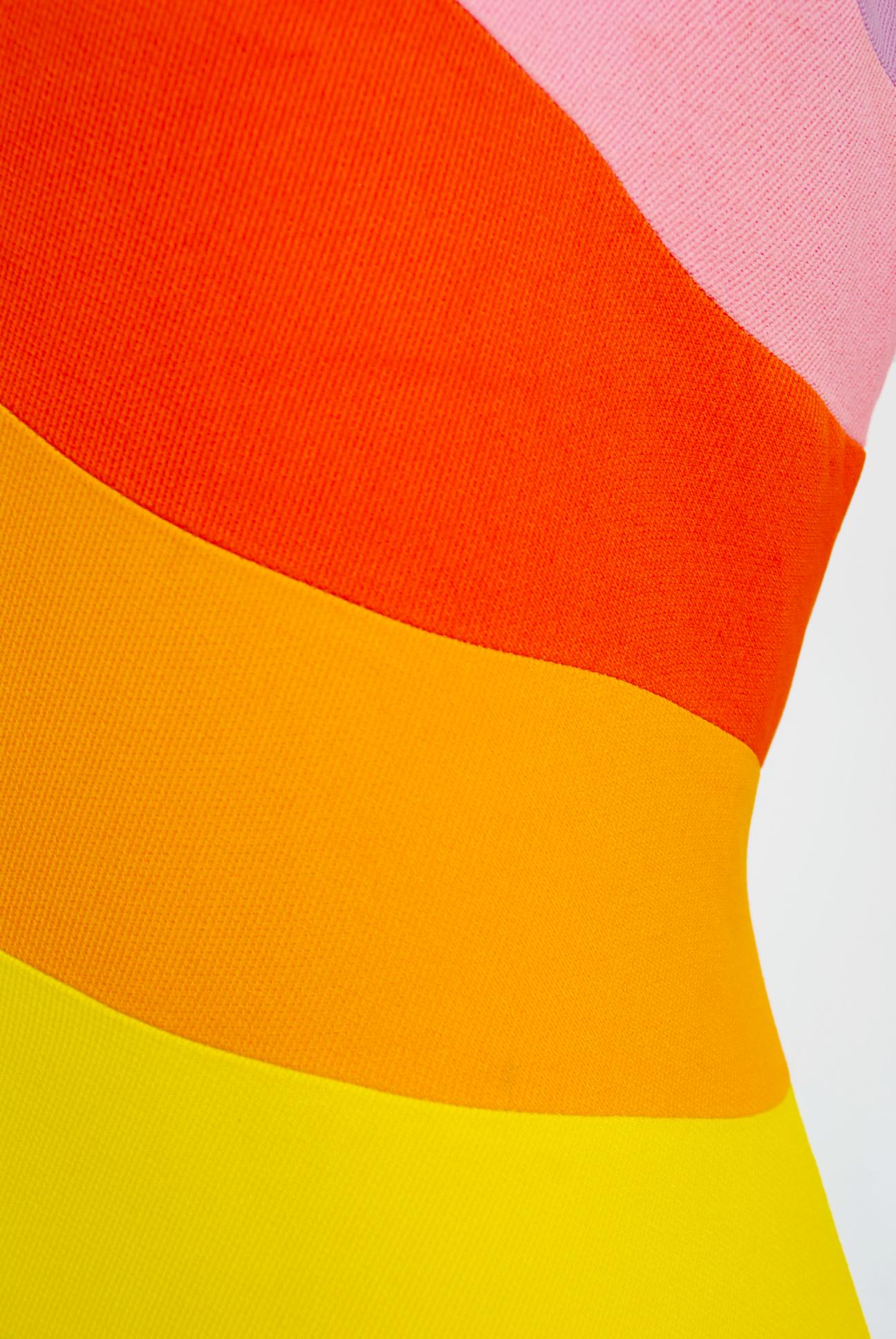 Vintage 1990 Thierry Mugler Couture dokumentiert Regenbogen Bodycon Cut-Out Kleid 3
