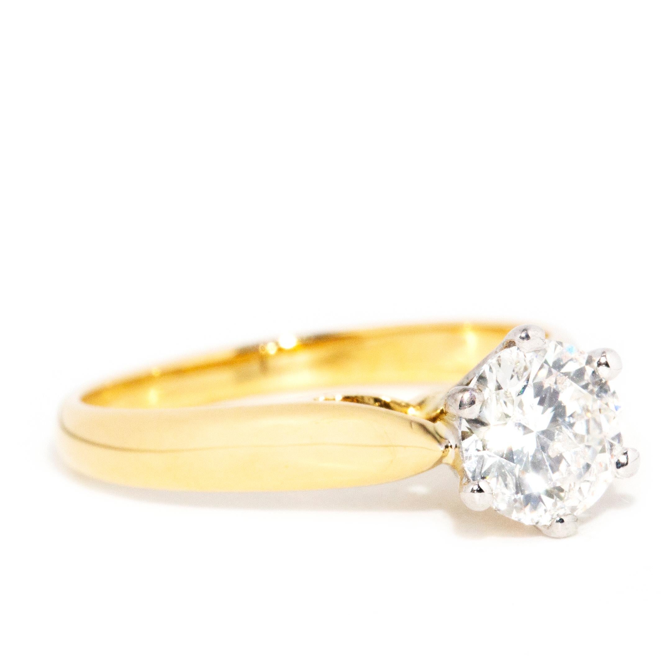 Modern Vintage 1990s 1.01 Carat Brilliant Diamond Solitaire Ring 18 Carat Yellow Gold