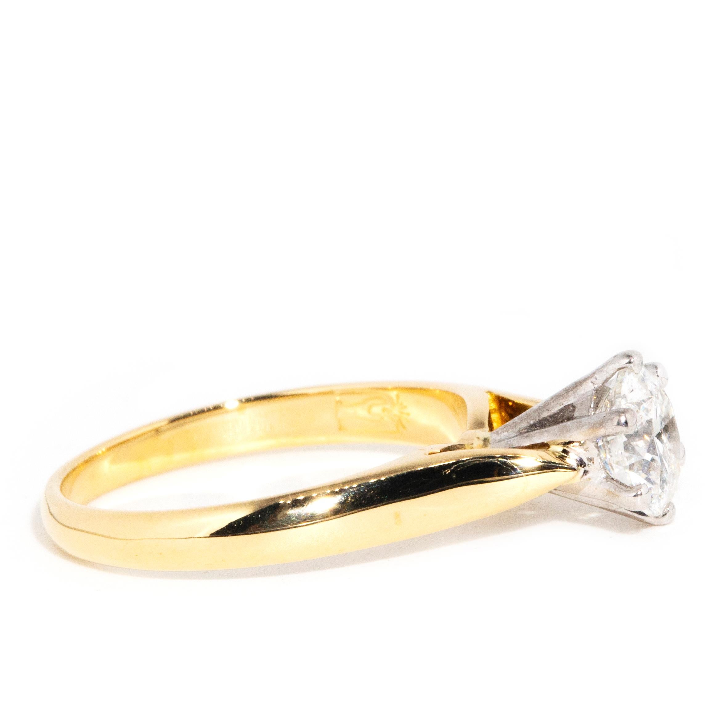 Women's Vintage 1990s 1.01 Carat Brilliant Diamond Solitaire Ring 18 Carat Yellow Gold