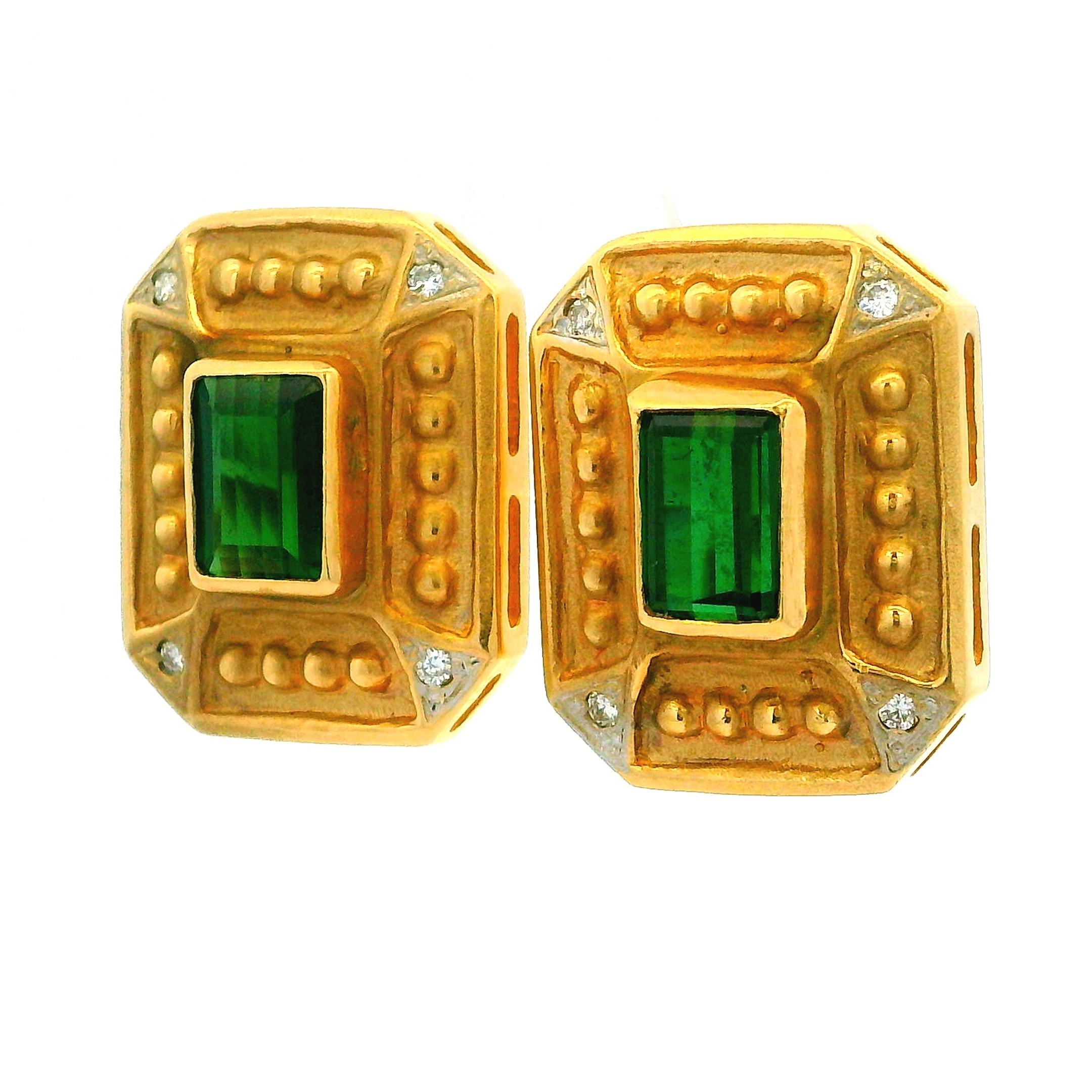 Pendientes modernistas vintage de oro de 14 quilates de los años 90 con turmalina verde y diamantes en venta 2