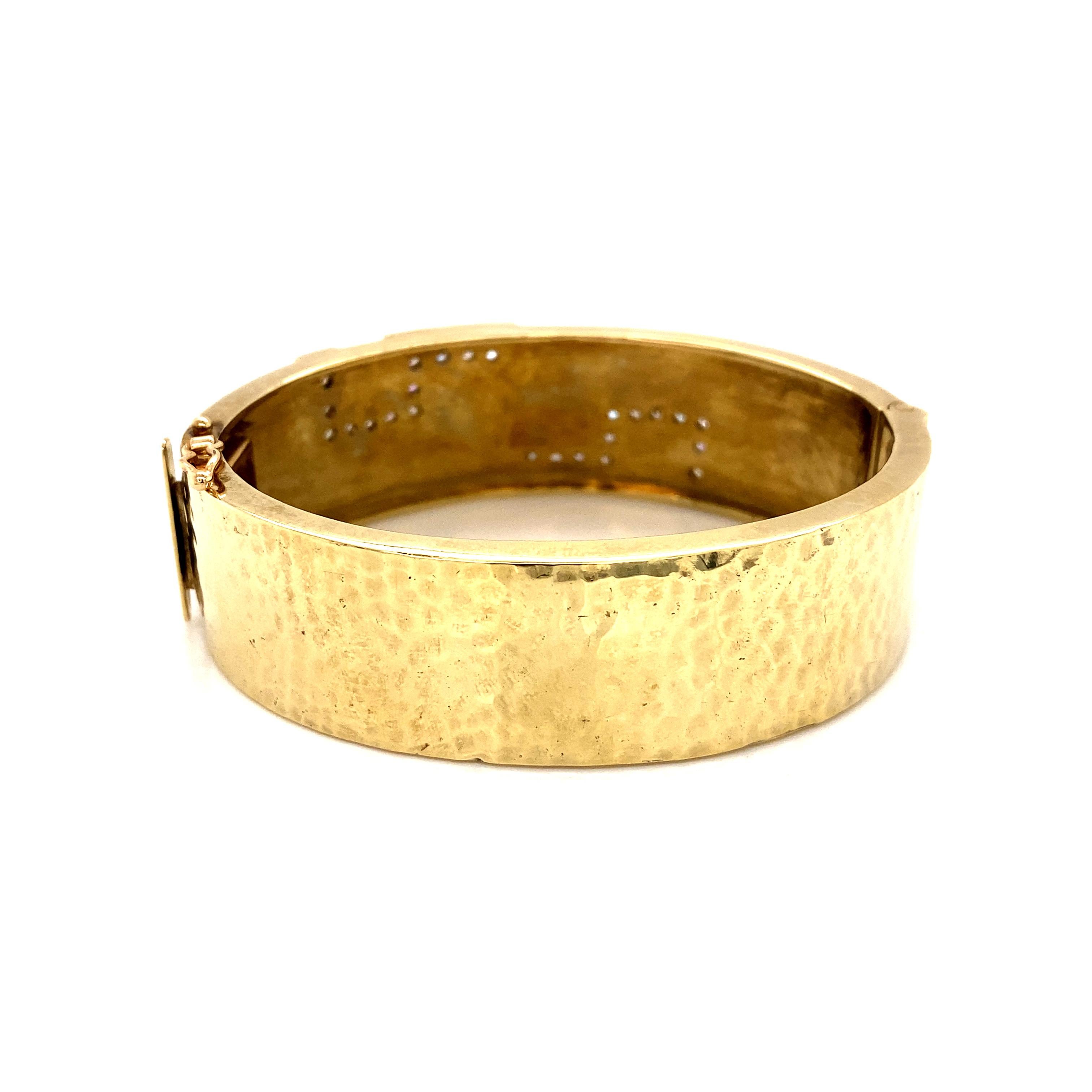 Vintage 1990’s 14k Yellow Gold Bangle with Diamond Accents 1.25ct In Good Condition For Sale In Boston, MA