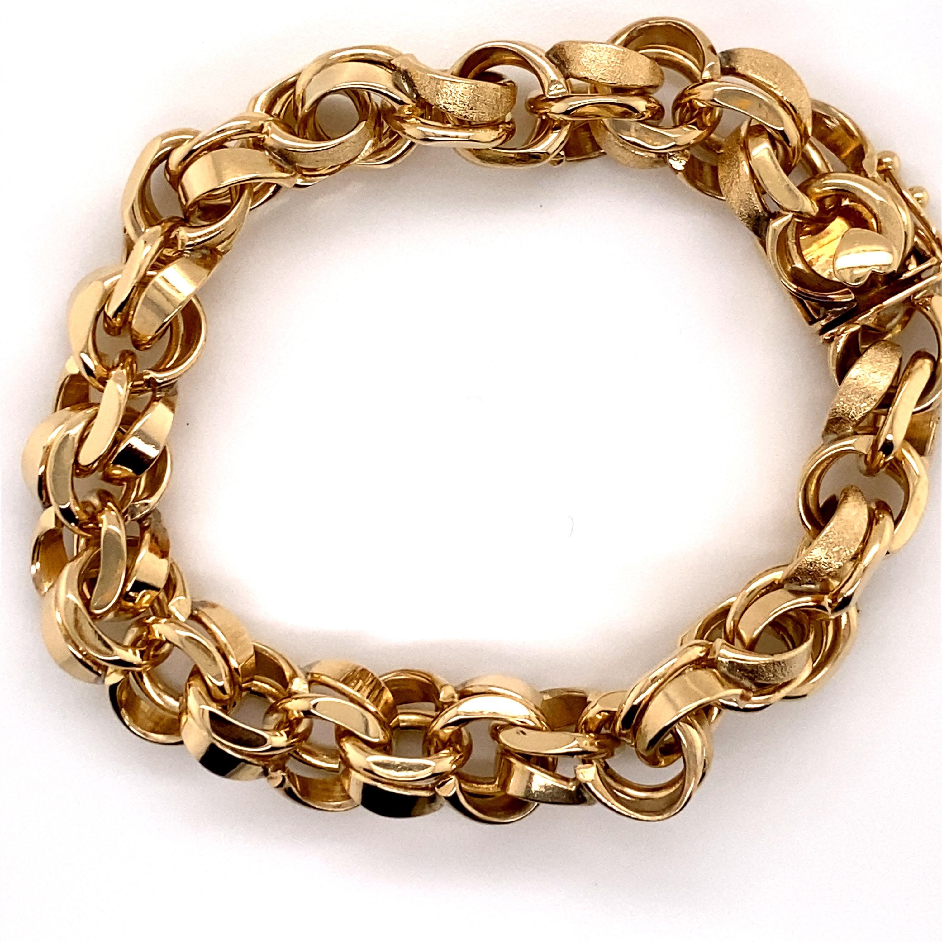 Vintage 1990er Jahre 14 Karat Gelbgold Schweres Vintage-Charm-Armband (Moderne) im Angebot