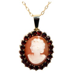 Vintage 1990s 8 Carat Gold Garnet Cameo Pendant and 9 Carat Yellow Gold Chain