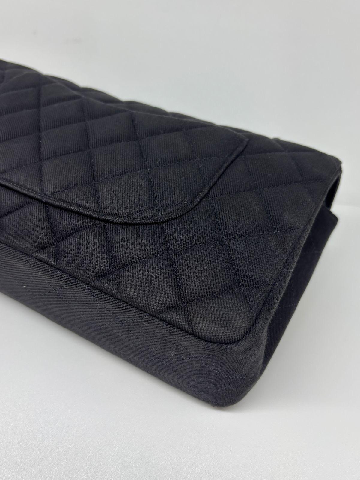 Vintage 1990s Black Canvas Quilted Classic Medium Shoulder Single Flap Bag For Sale 2
