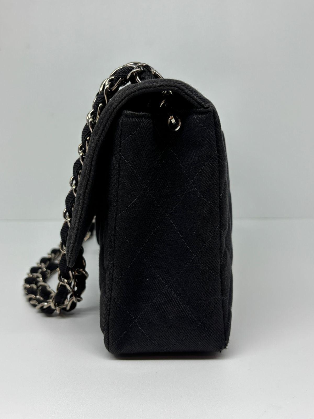 Vintage 1990s Black Canvas Quilted Classic Medium Shoulder Single Flap Bag For Sale 4