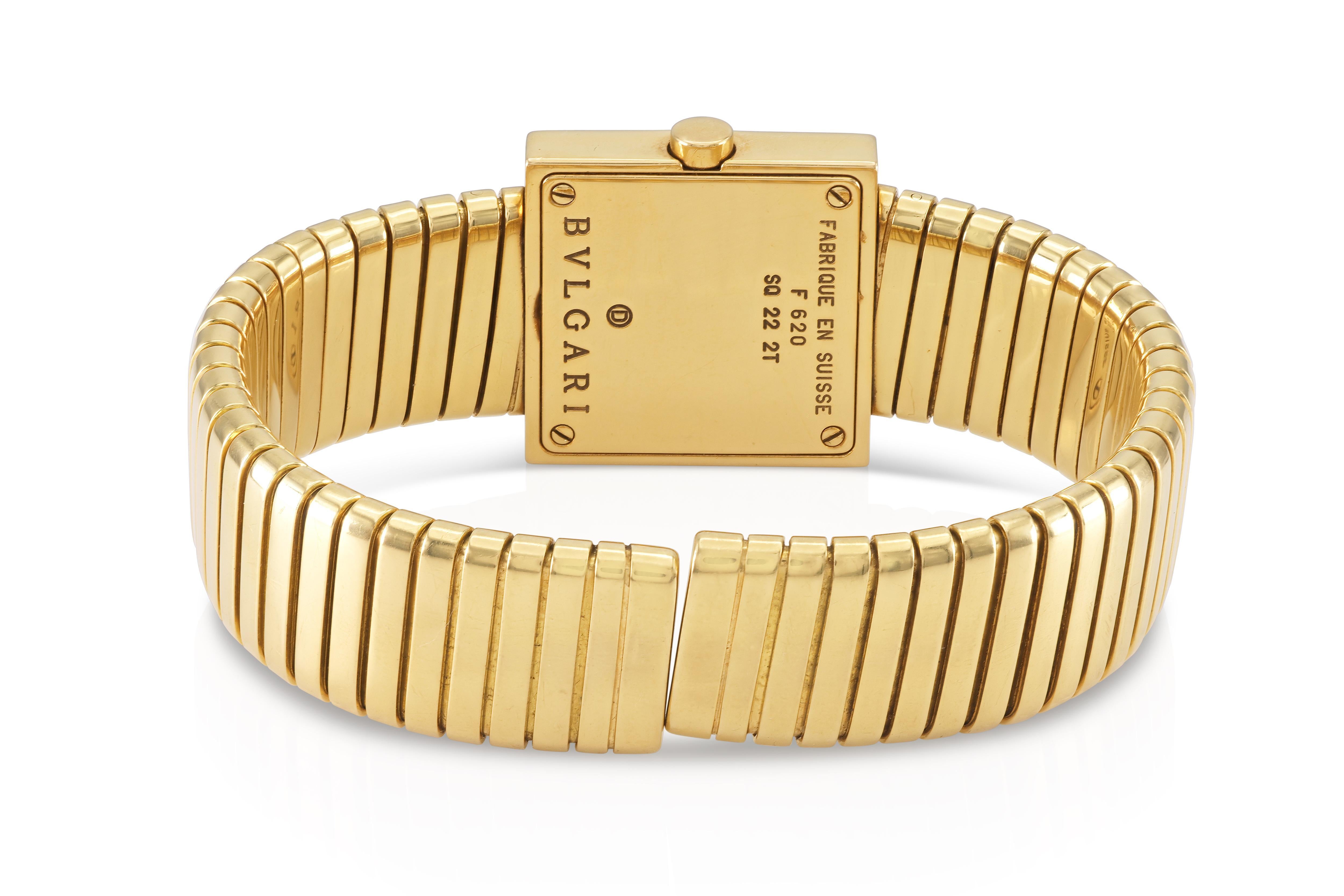 Orologio Bvlgari Tubogas Quadrato d'epoca anni '90 In condizioni buone in vendita a New York, NY