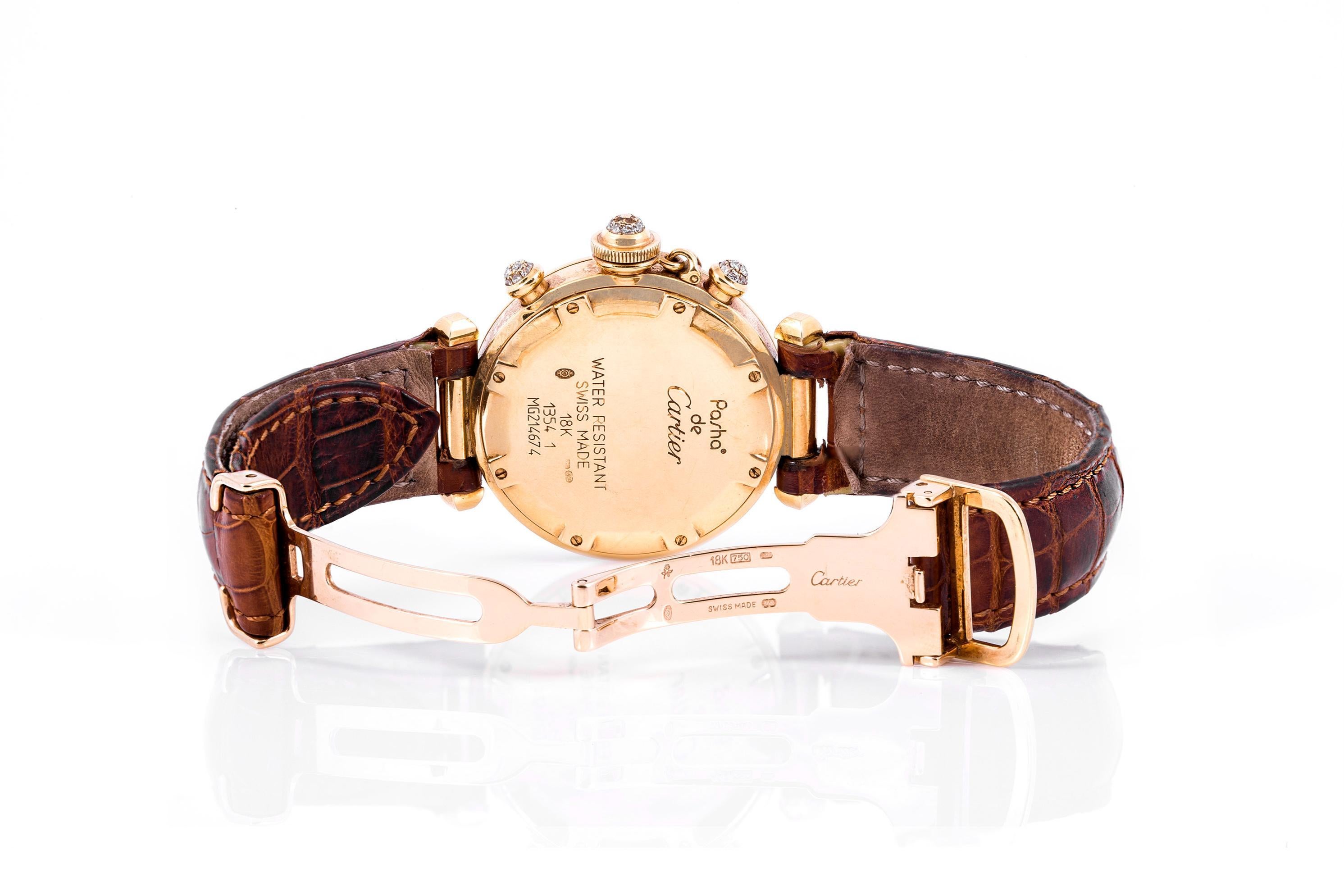 Cartier Montre chronographe Pasha vintage en or avec diamants, années 1990 Bon état - En vente à New York, NY