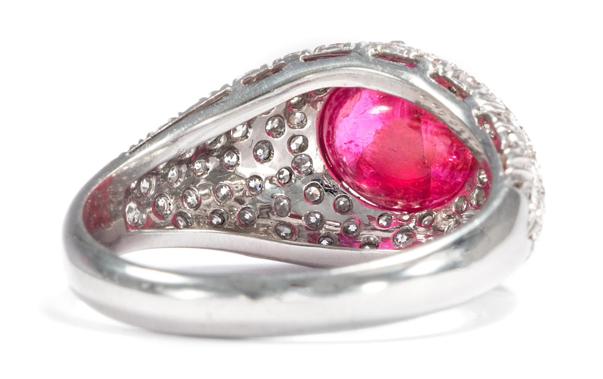 Retro Vintage 1990s Certified Untreated 3.2 Carat Ruby Diamond Gold Cocktail Ring For Sale