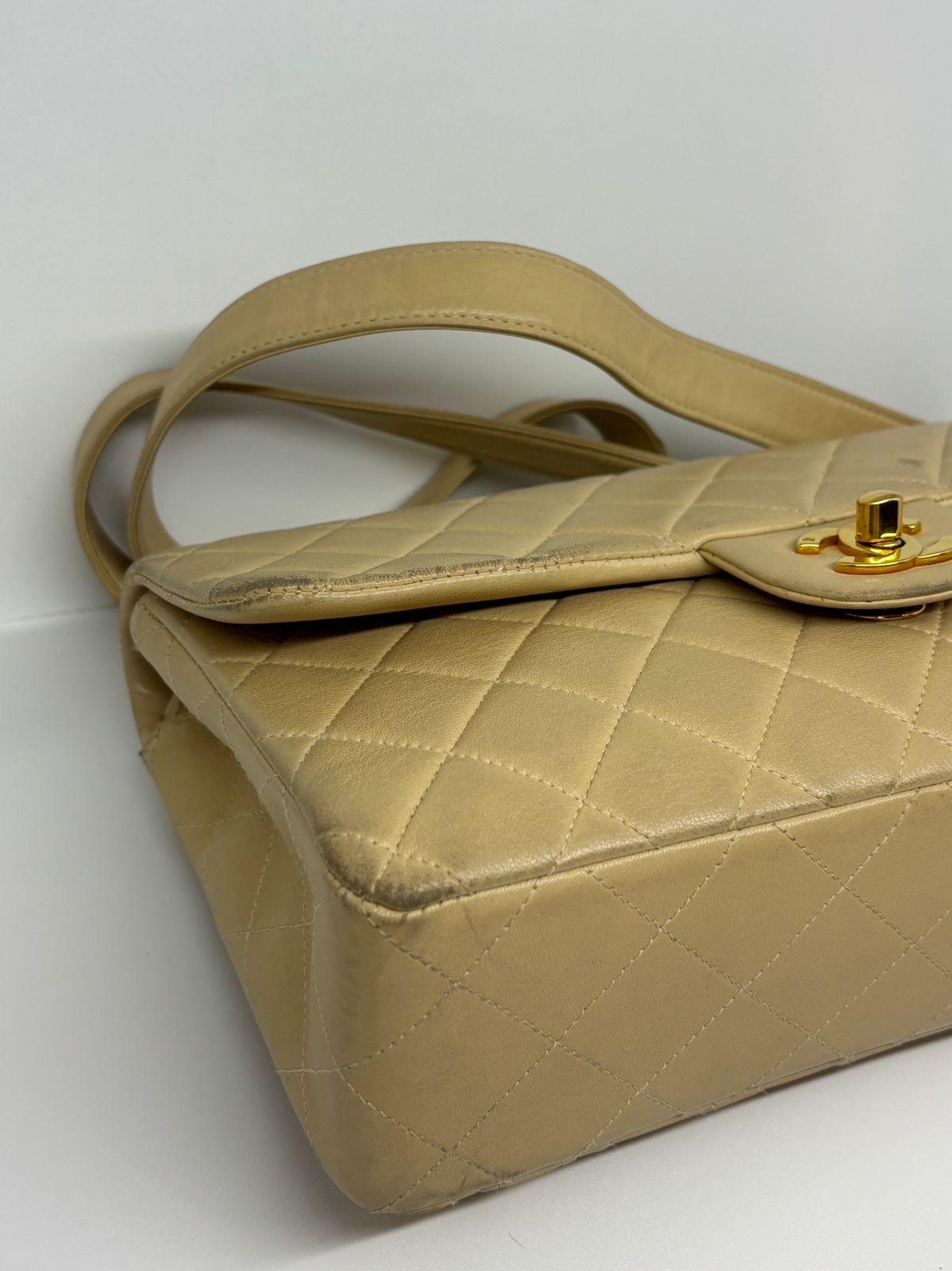 Vintage 1990s Chanel Beige Lambskin Quilted Medium Zip Flap Backpack For Sale 7