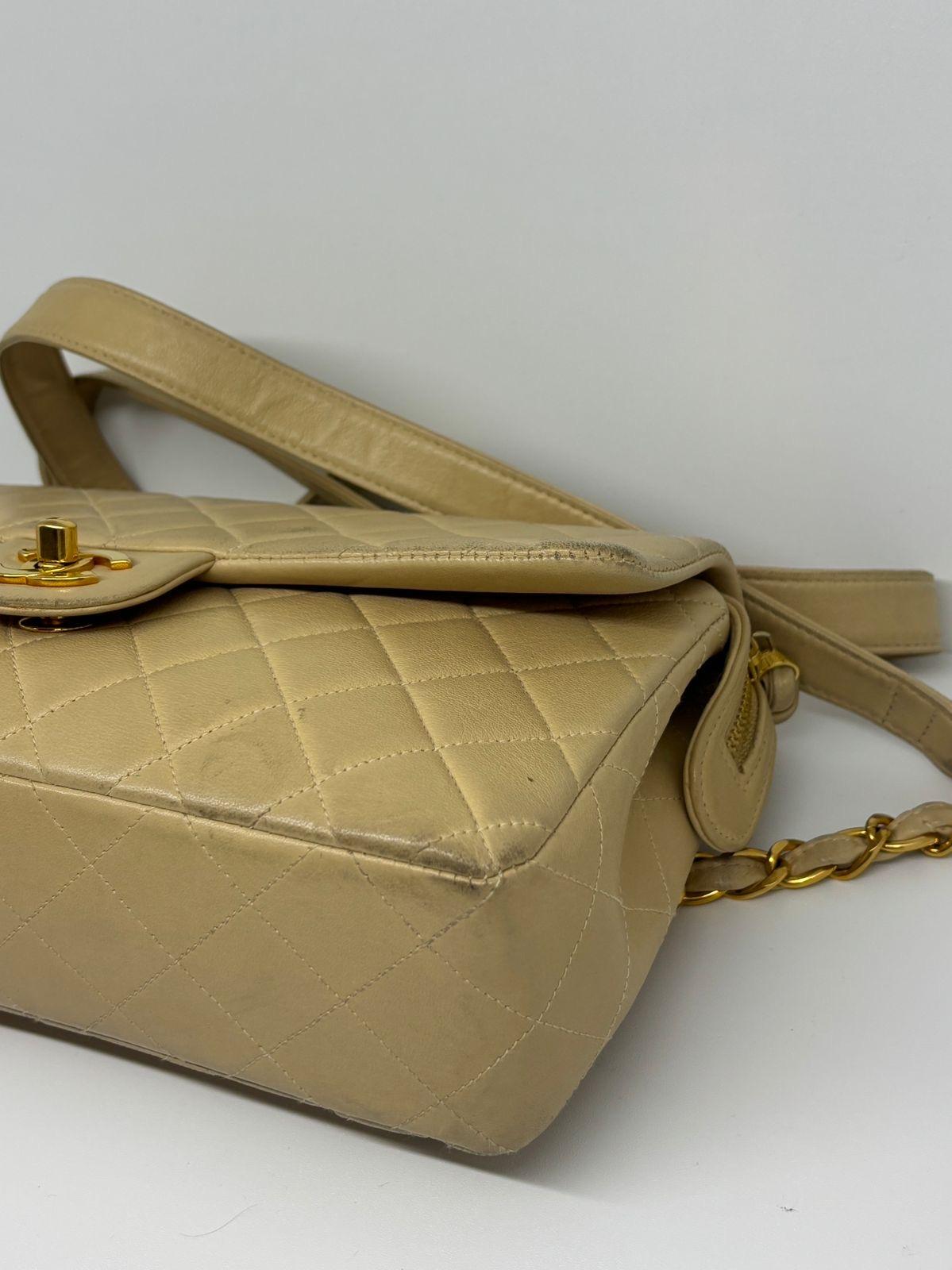 Vintage 1990s Chanel Beige Lambskin Quilted Medium Zip Flap Backpack For Sale 8