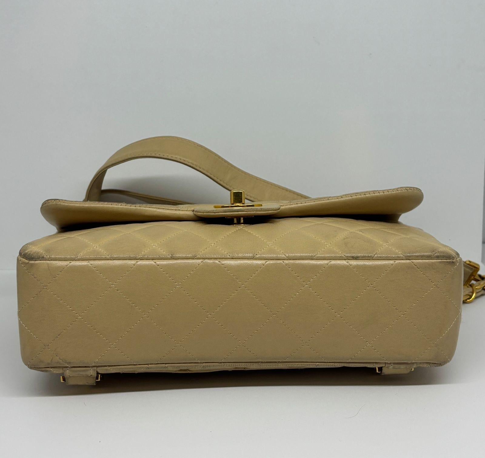 Vintage 1990s Chanel Beige Lambskin Quilted Medium Zip Flap Backpack For Sale 9