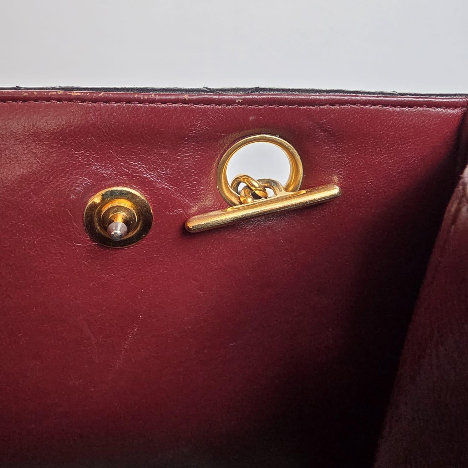 Vintage 1990 Chanel Fourre-tout en cuir d'agneau noir en vente 7