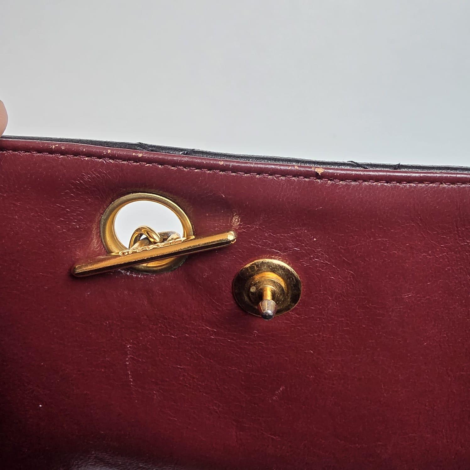 Vintage 1990 Chanel Fourre-tout en cuir d'agneau noir en vente 9