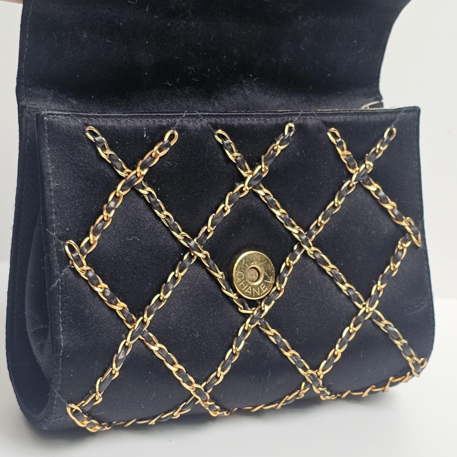 Vintage 1990s Chanel Black Mini Satin Quilted Chain Evening Bag im Angebot 6