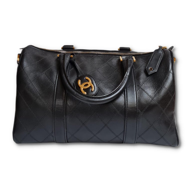 バッグ 90s vintage QUILTED LEATHER BOSTON BAG Vintage 1990s Chanel Black Quilted Boston Bag at 1stDibs