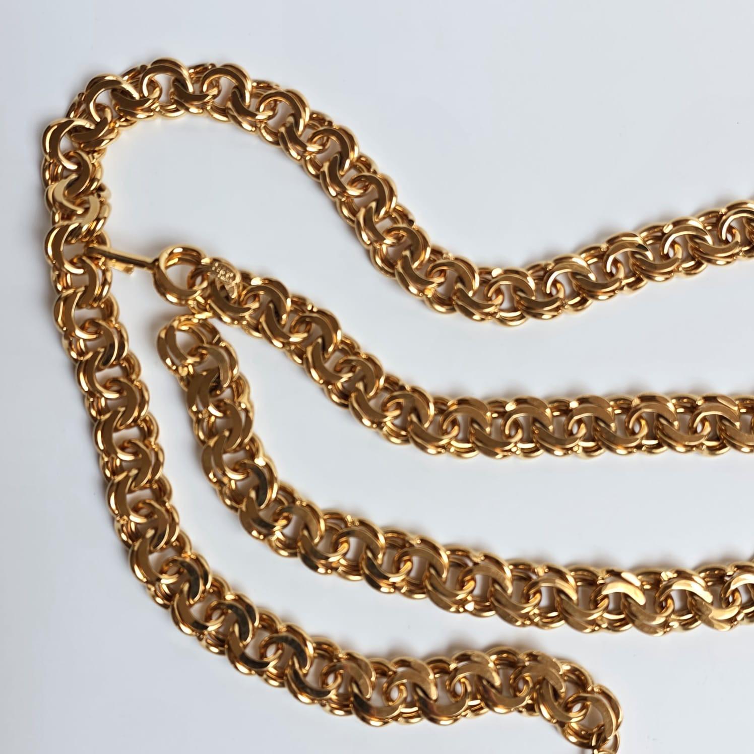 Cintura a strati con catena dorata Chanel vintage anni '90 in vendita 10