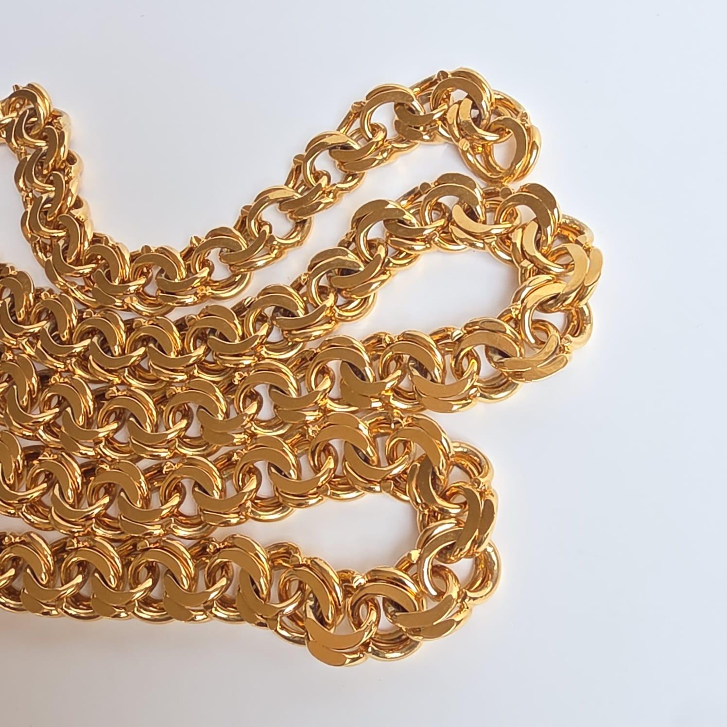 Cintura a strati con catena dorata Chanel vintage anni '90 in vendita 11