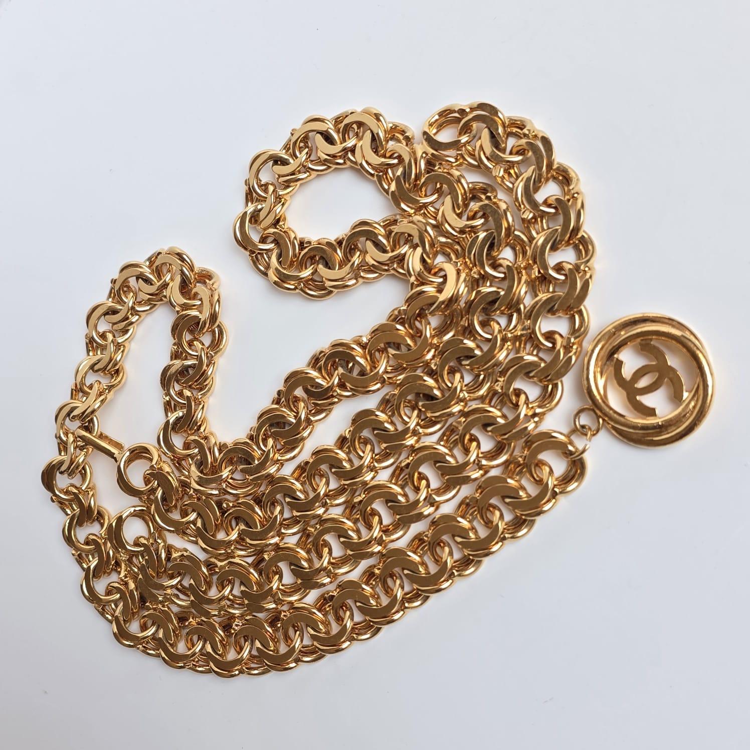 Cintura a strati con catena dorata Chanel vintage anni '90 in vendita 15