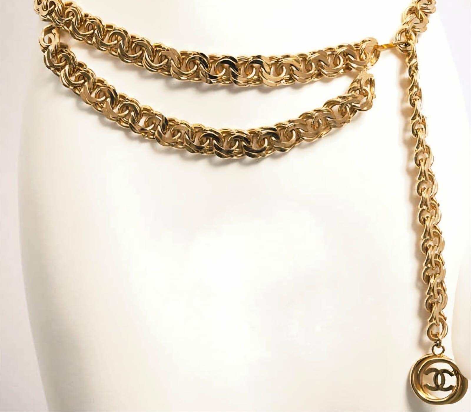 Marrone Cintura a strati con catena dorata Chanel vintage anni '90 in vendita