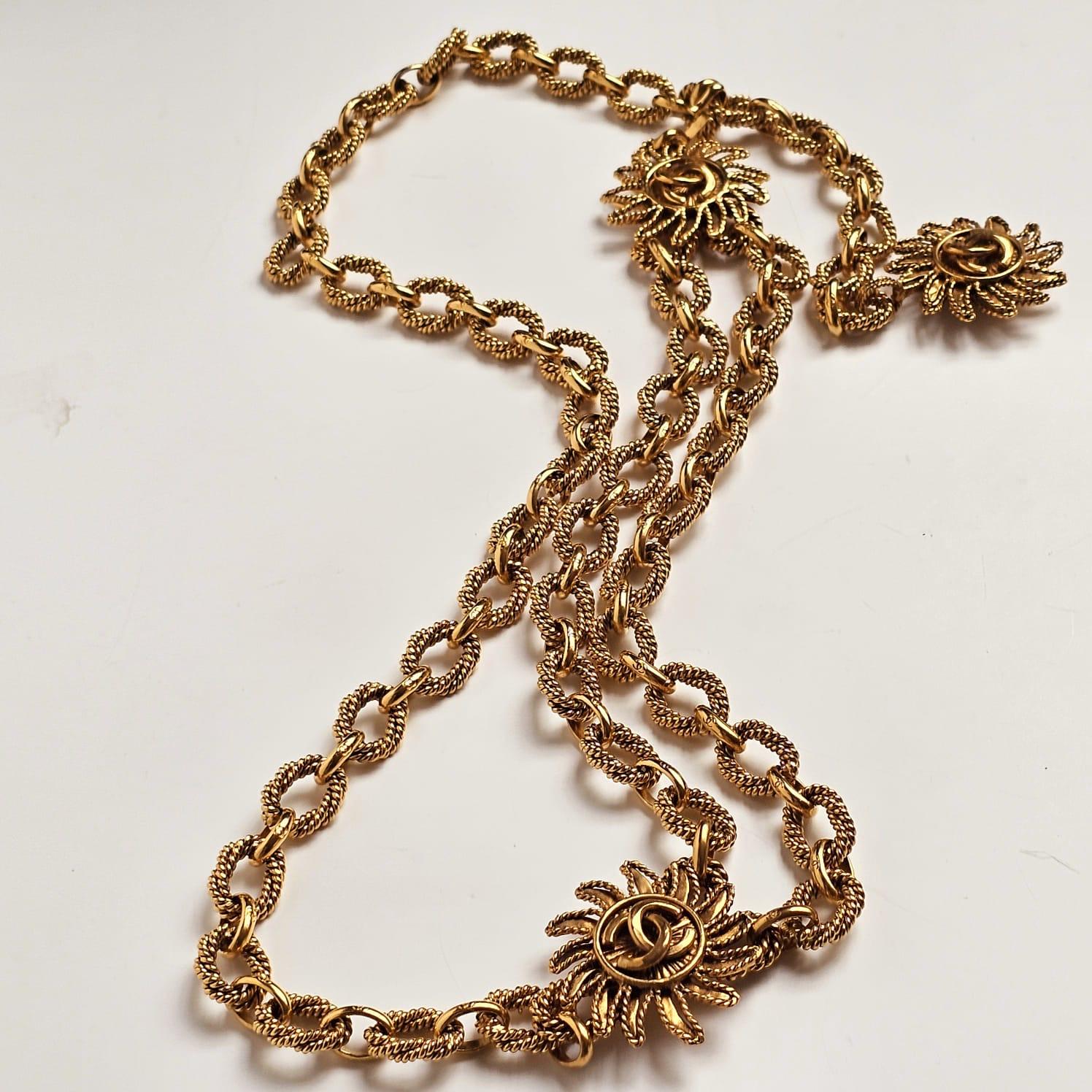 Vintage 1990s Chanel Gold Sun Medallion Layered Chain Waist Belt For Sale 7