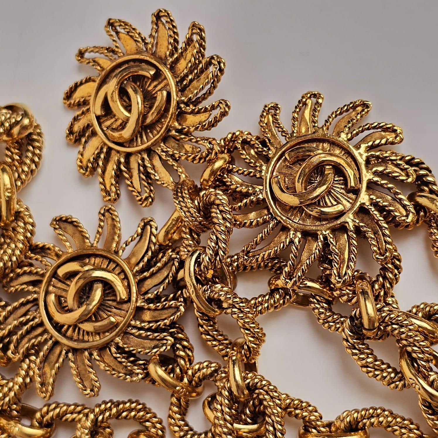 Vintage 1990s Chanel Gold Sun Medallion Layered Chain Waist Belt For Sale 3