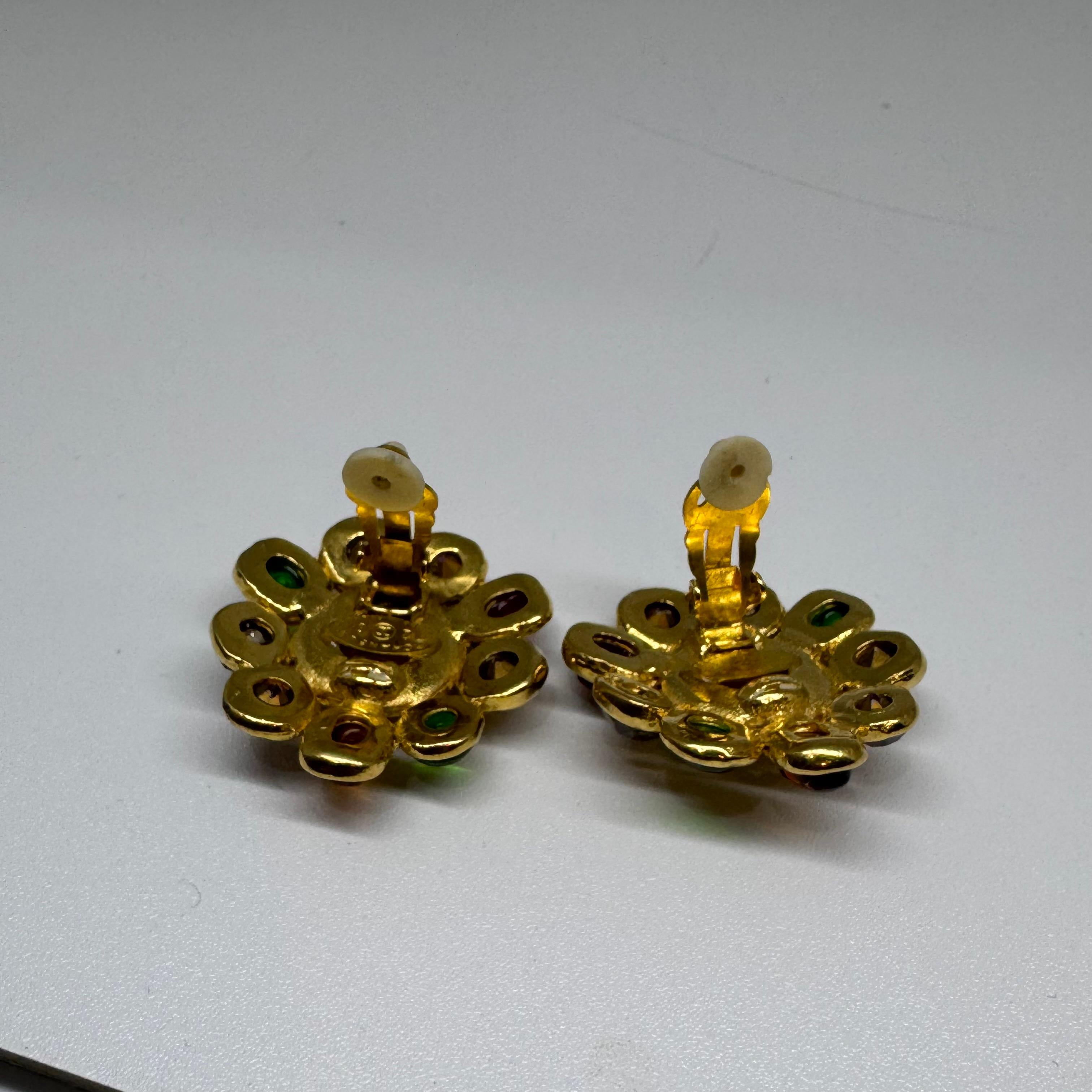 Vintage 1990s Chanel Gripoix Clip On Earrings 1