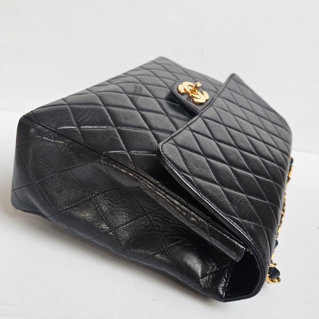 Vintage 1990s Chanel Jumbo Lambskin Quilted Jumbo Flap Bag For Sale 4