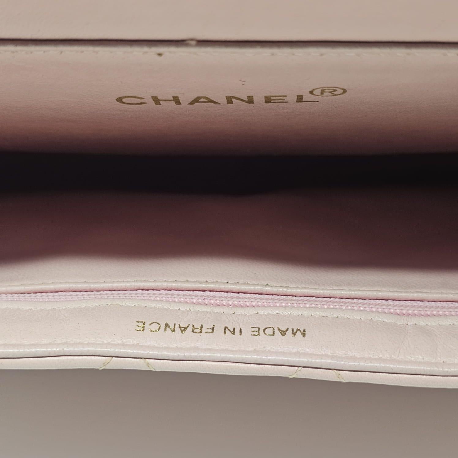Vintage 1990s Chanel Pink Sakura Medium Lambskin Biface Top Handle Bag For Sale 5