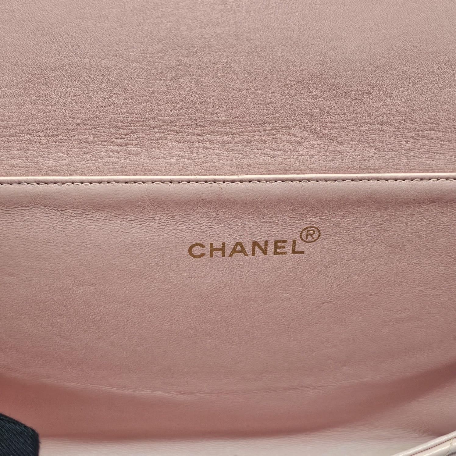 Women's Vintage 1990s Chanel Pink Sakura Medium Lambskin Biface Top Handle Bag For Sale
