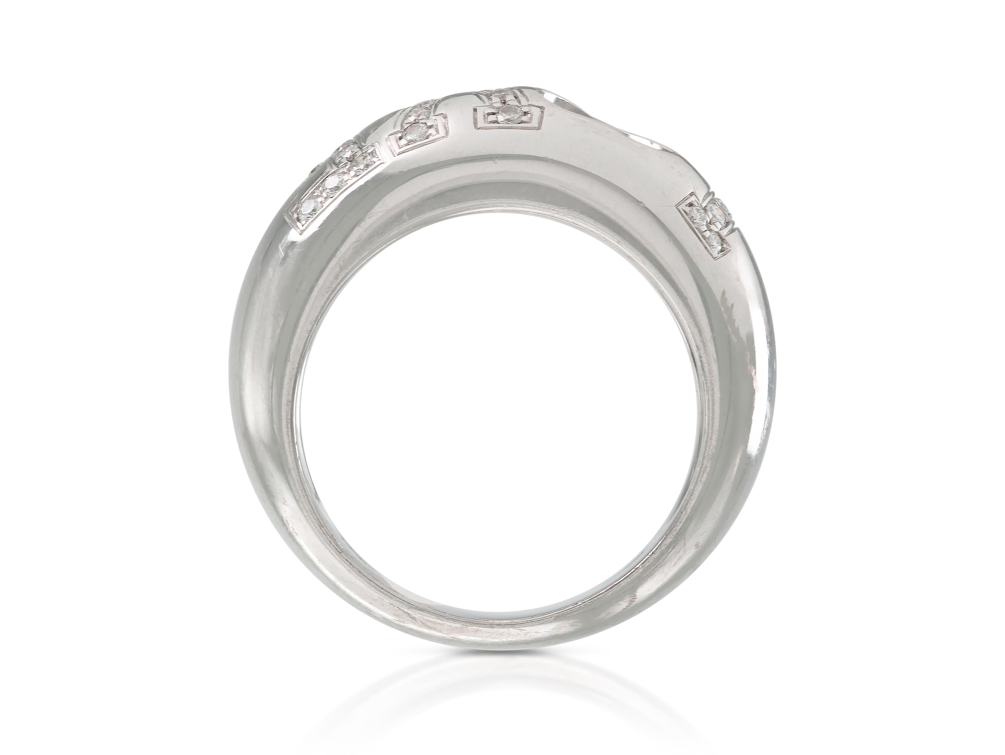 Round Cut Vintage 1990s Chopard Happy Diamonds Love Ring For Sale