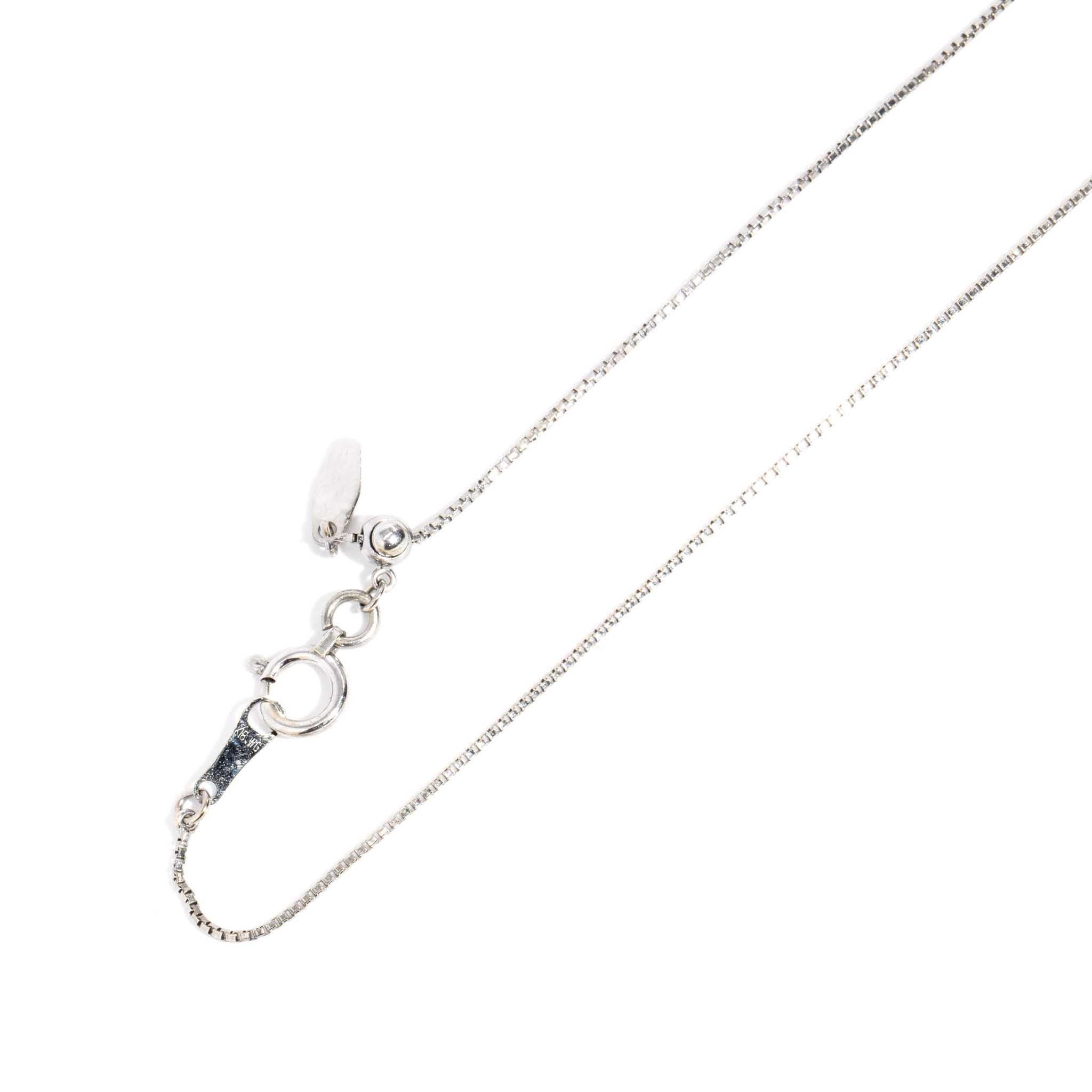 Vintage 1990s Diamond Snowflake Pendant & Chain 18 Carat White Gold For Sale 5