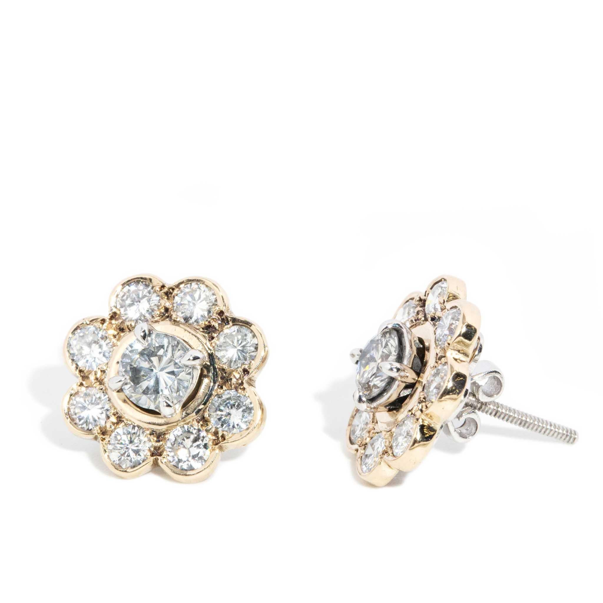 Vintage 1990s Diamante Studs 18 Carat Gold 9 Carat Diamond Jackets Corte brillante en venta