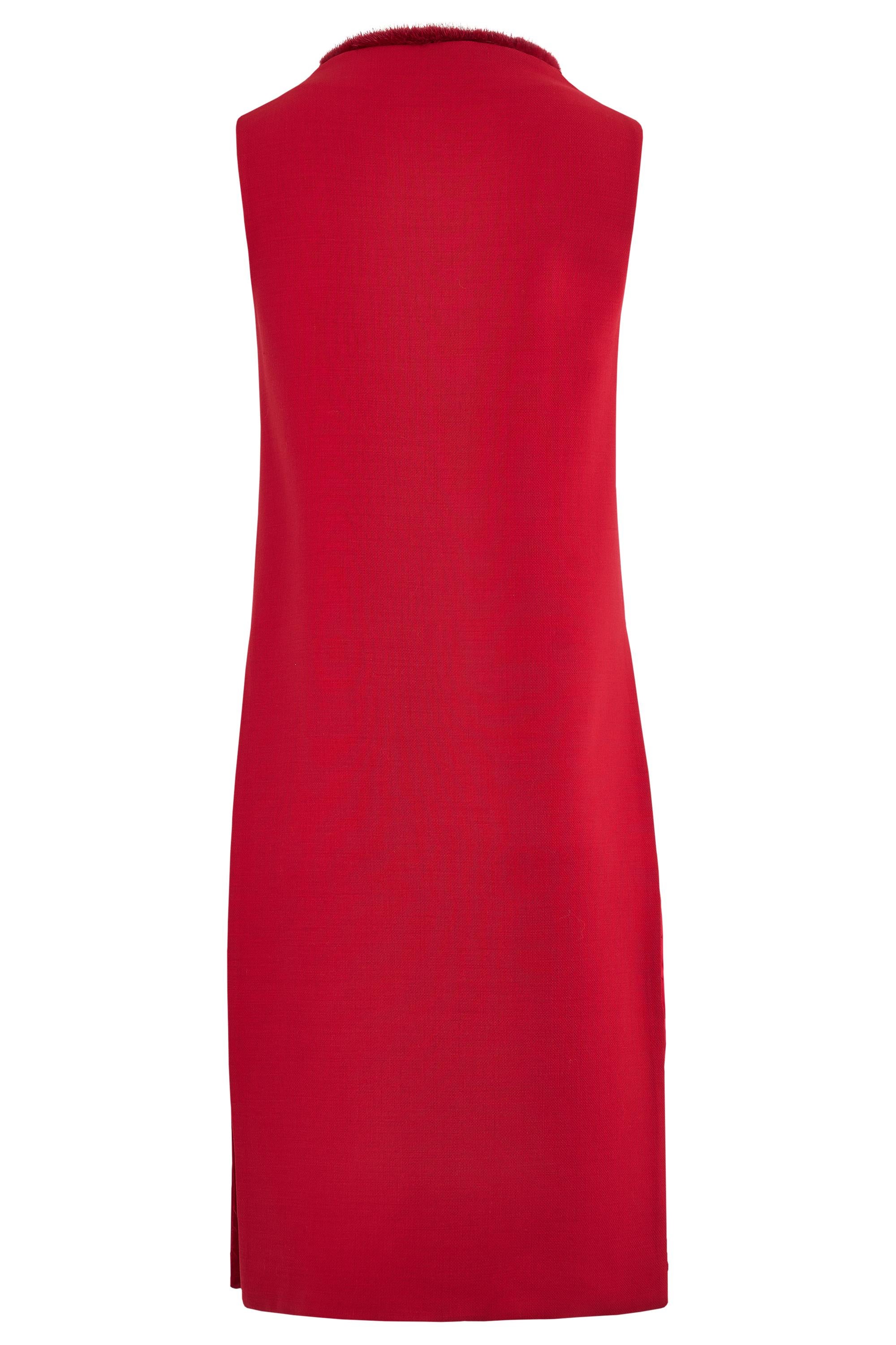 Vintage 1990's Gianni Versace Couture Rotes Kleid ohne Ärmel aus Wolle im Angebot 1