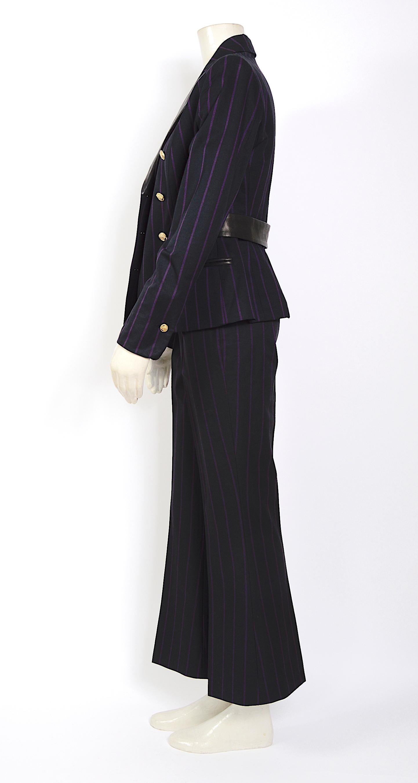 Vintage 1990s Gianni Versace striped black wool/silk & leather detail suit In Excellent Condition For Sale In Antwerp, BE