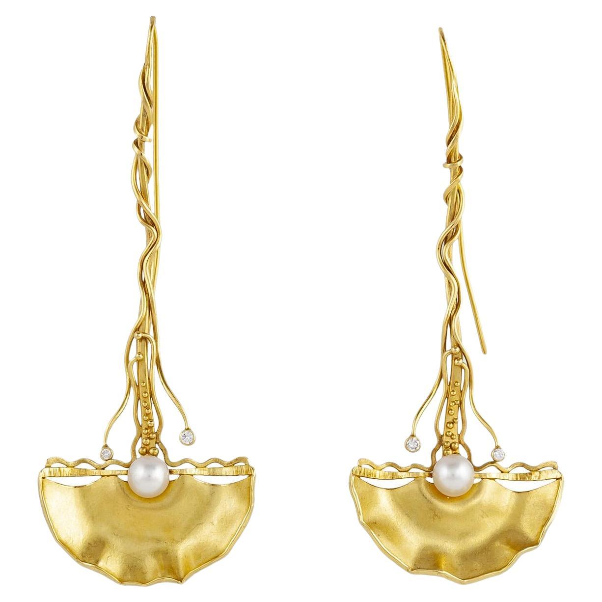 Vintage 1990s Gold Ginkgo Dangle Earrings with Pearls and Diamonds For Sale