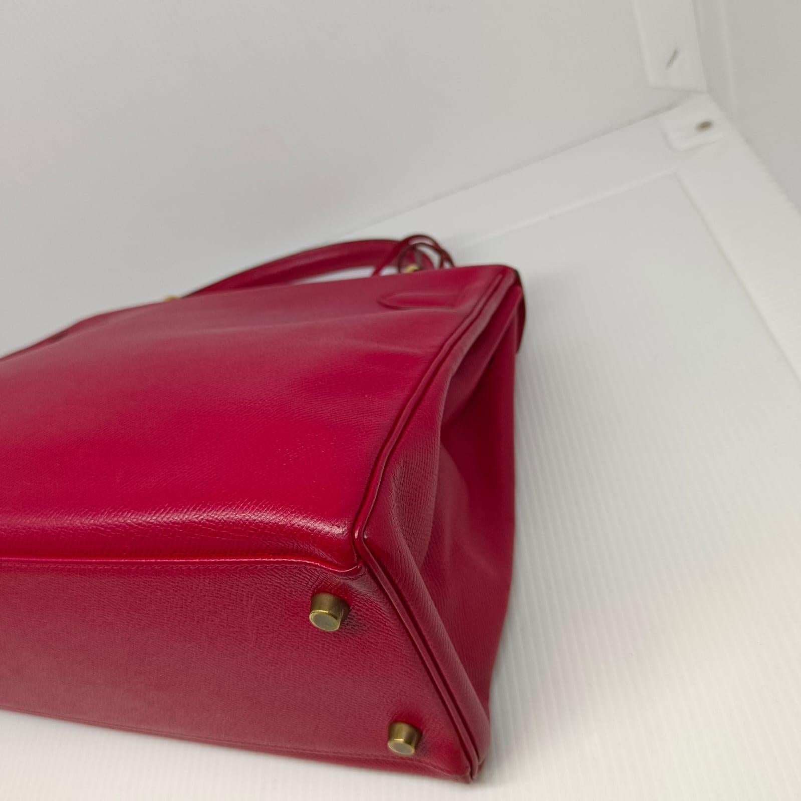 Vintage 1990 Hermes Rouge Lisse Leather Kelly 32 Bag Unisexe en vente