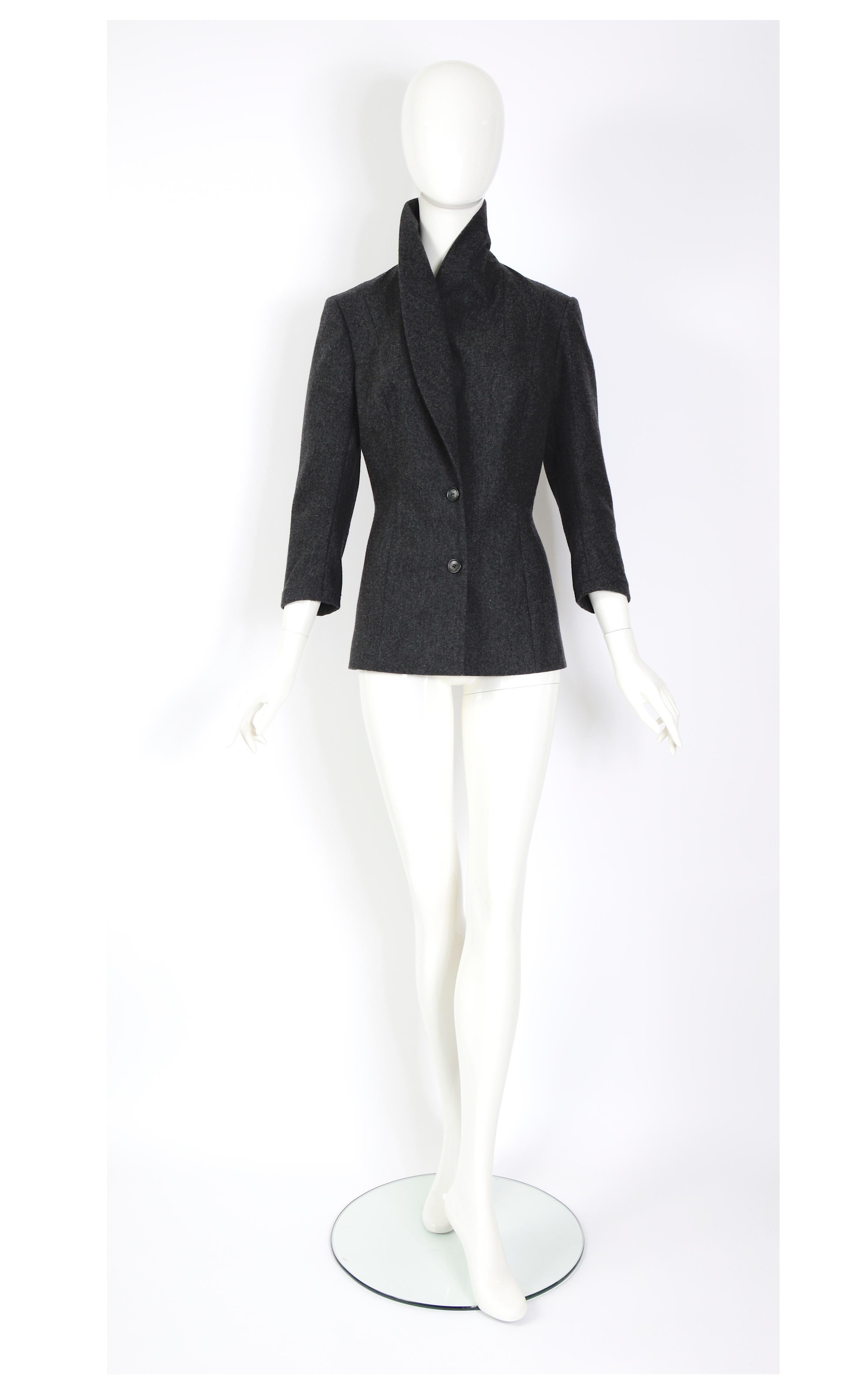 Vintage 1990s John Galliano wool & Cashmere mix grey three quarter sleeve jacket For Sale 5