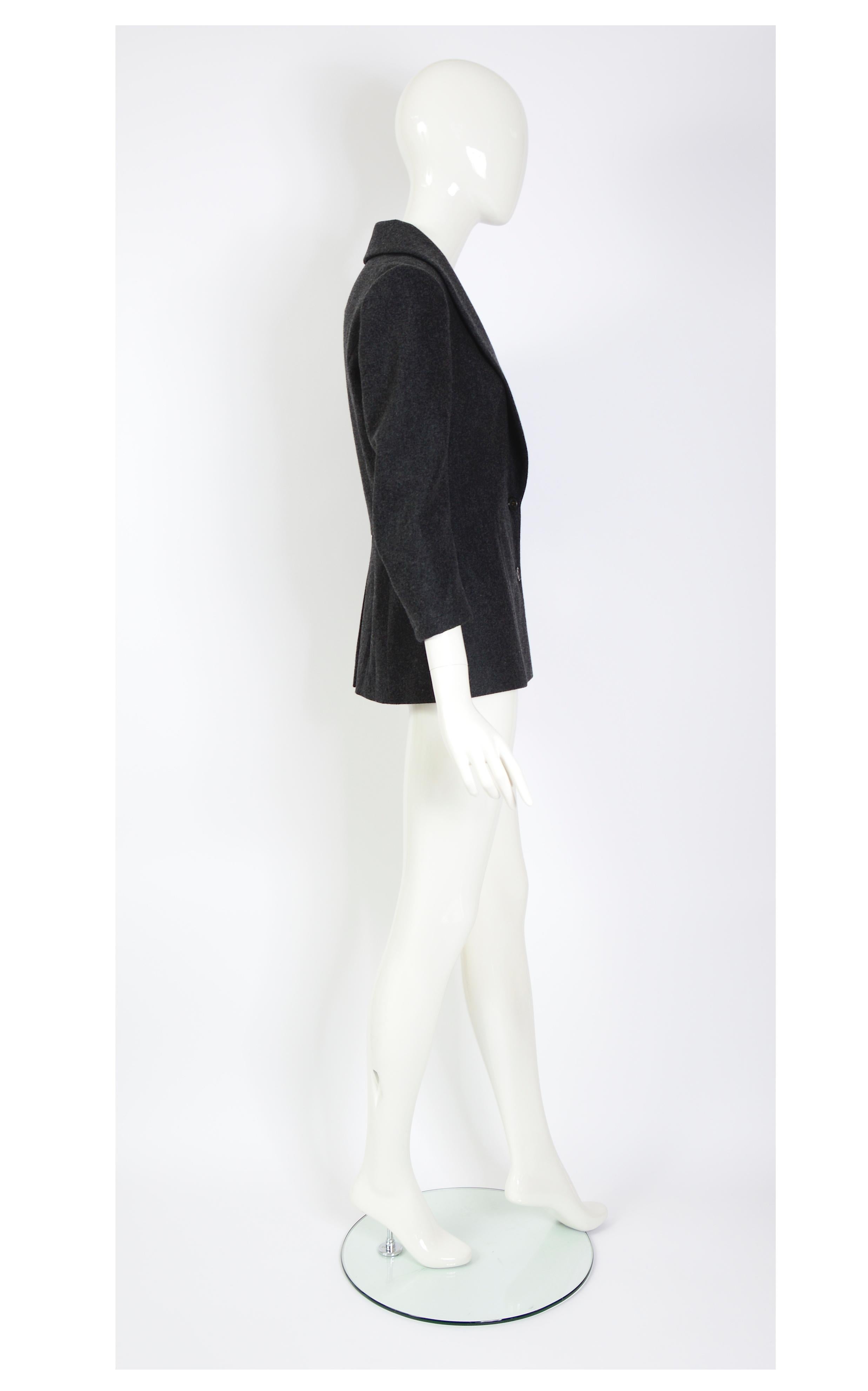 Vintage 1990s John Galliano wool & Cashmere mix grey three quarter sleeve jacket For Sale 3