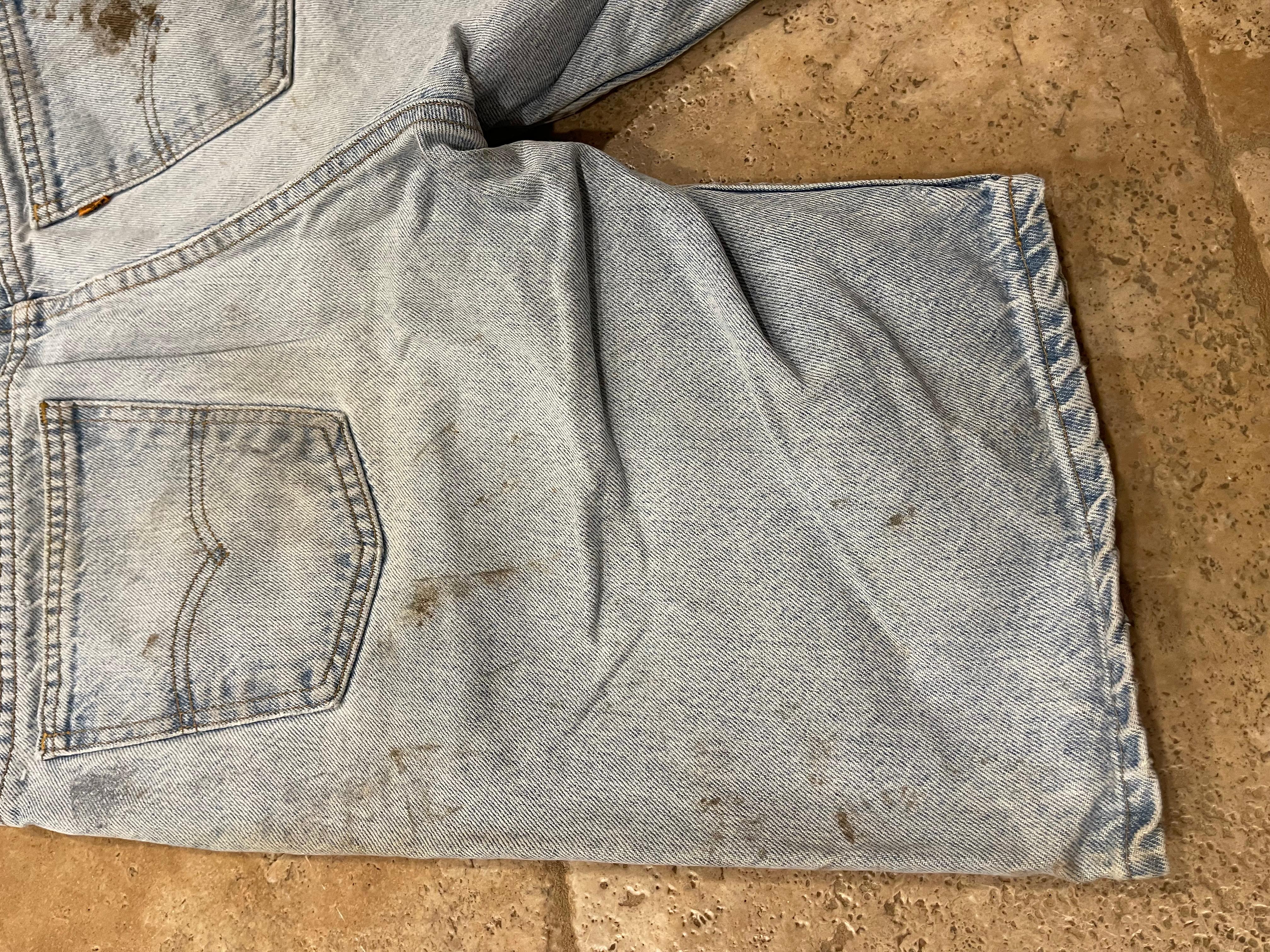 Vintage 1990er Levi's Light Blue Wash Denim 550 Shorts Herren im Angebot