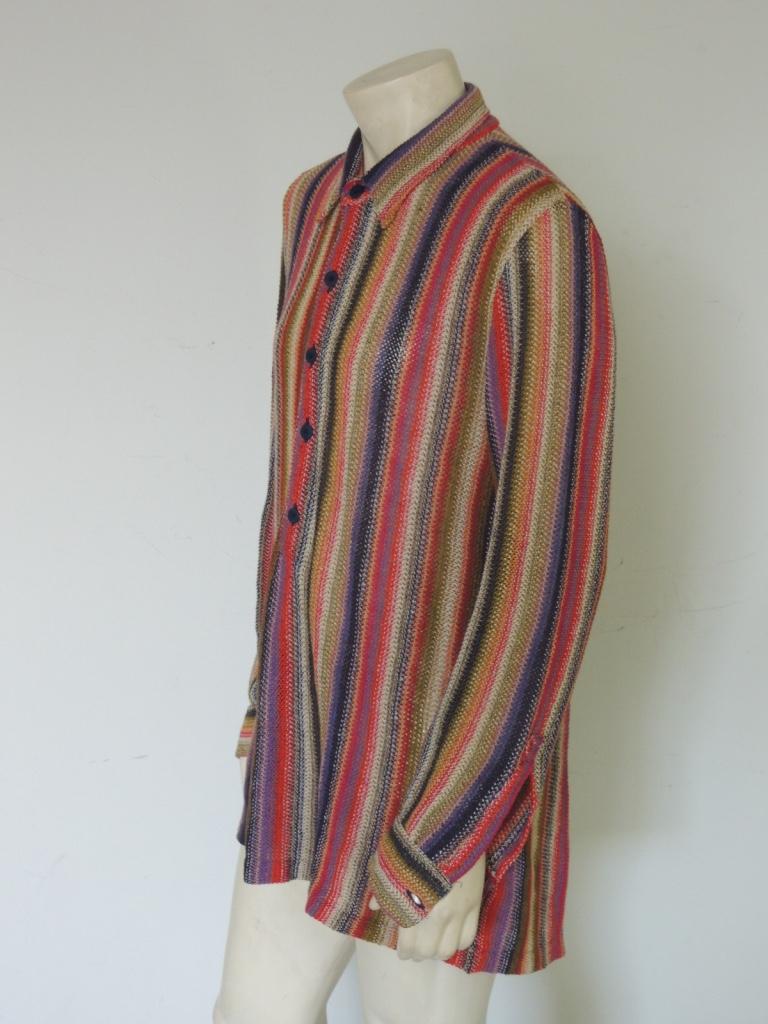 Vintage MISSONI men's  pullover shirt with a vibrant colors. 

Made in Italy, linen/cotton/nylon blend. 

This shirt is In good vintage condition with no flaws. This is a used, vintage garment that has been washed and worn.

The shirt is tagged size