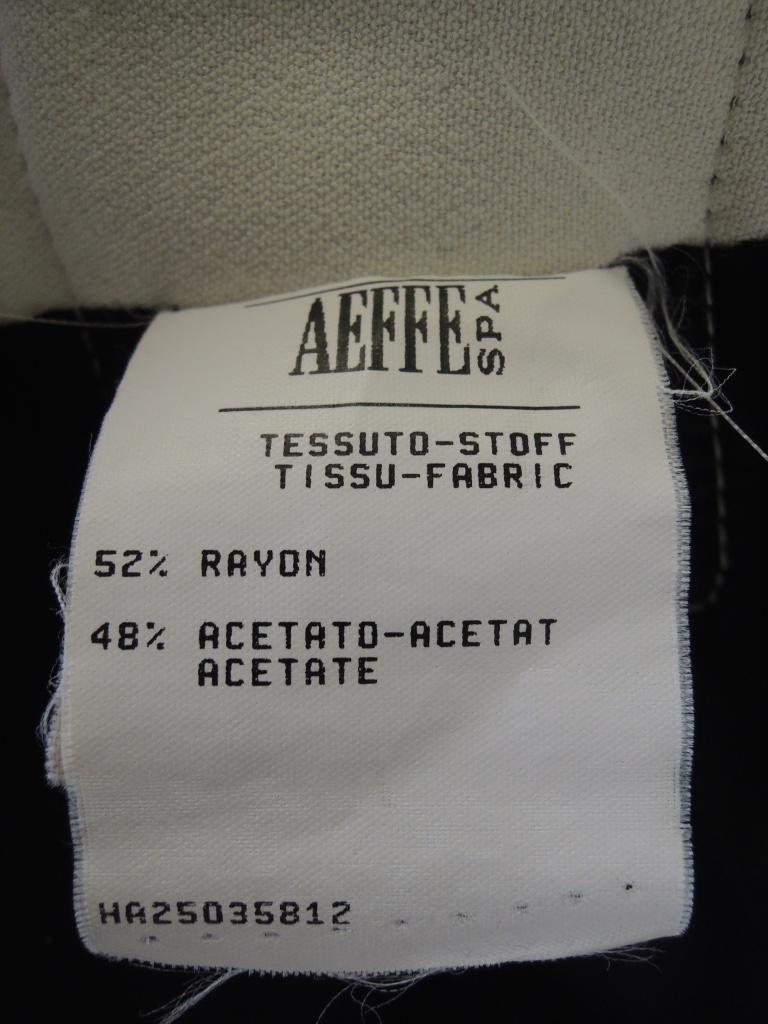 Vintage 1990s Moschino Black and White Crop Velcro Closure Blazer Jacket  For Sale 3