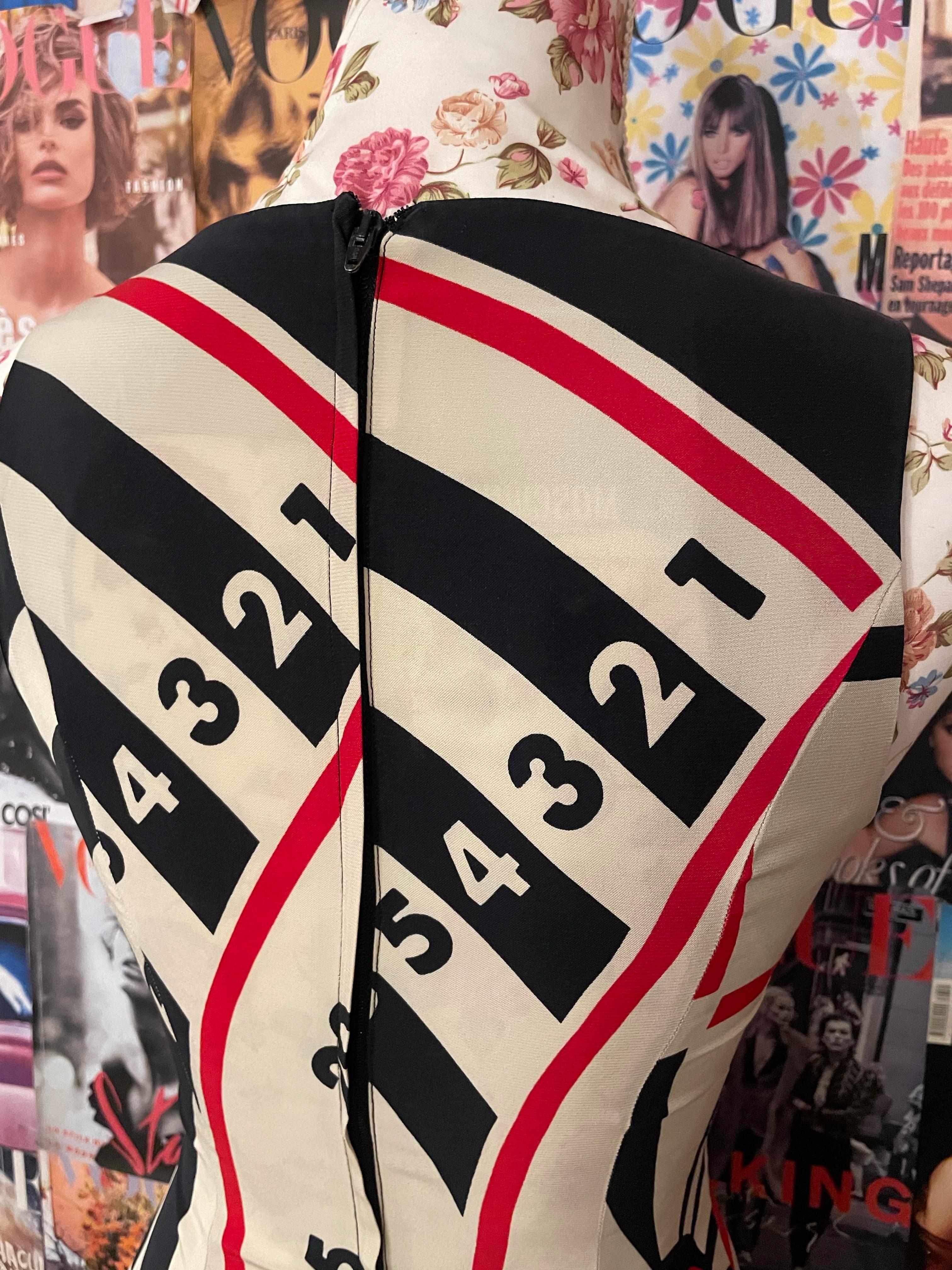 Vintage 1990s Moschino Cheap & Chic dartboard dress 4
