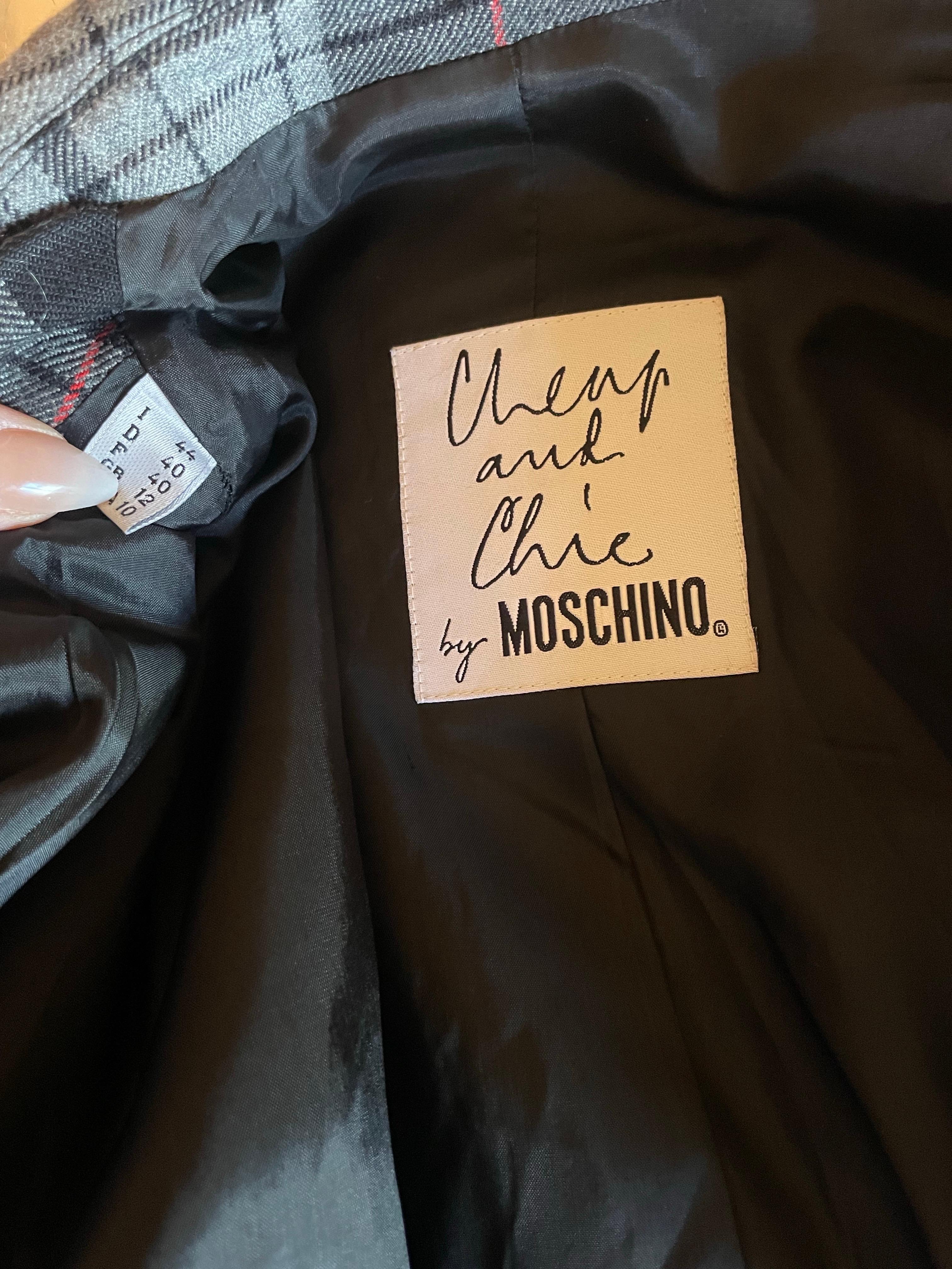 Giacca blazer a quadri Moschino Cheap&Chic vintage anni '90 in vendita 2