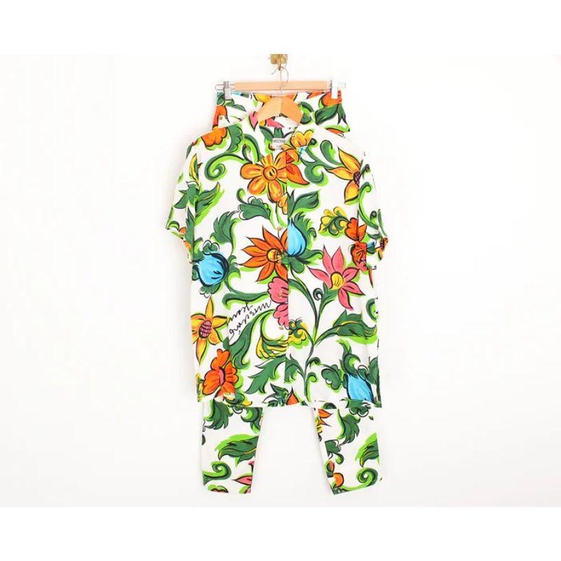 Vintage 1990's Moschino Colourful Abstract Flower Pattern High Waisted Mom Jeans For Sale 3
