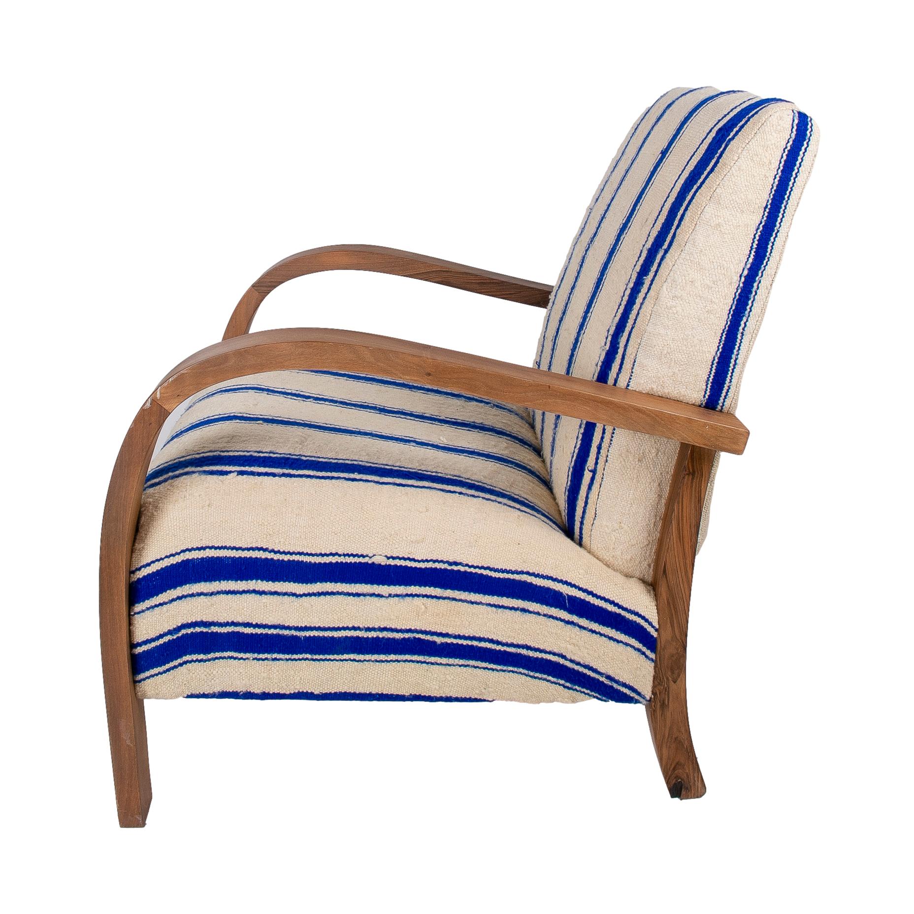 Vintage 1990s Pair of Spanish White and Blue Upholstered Armchairs In Good Condition In Marbella, ES