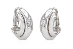 Vintage 1990 Piaget Boucles d'oreilles Huggie avec diamant